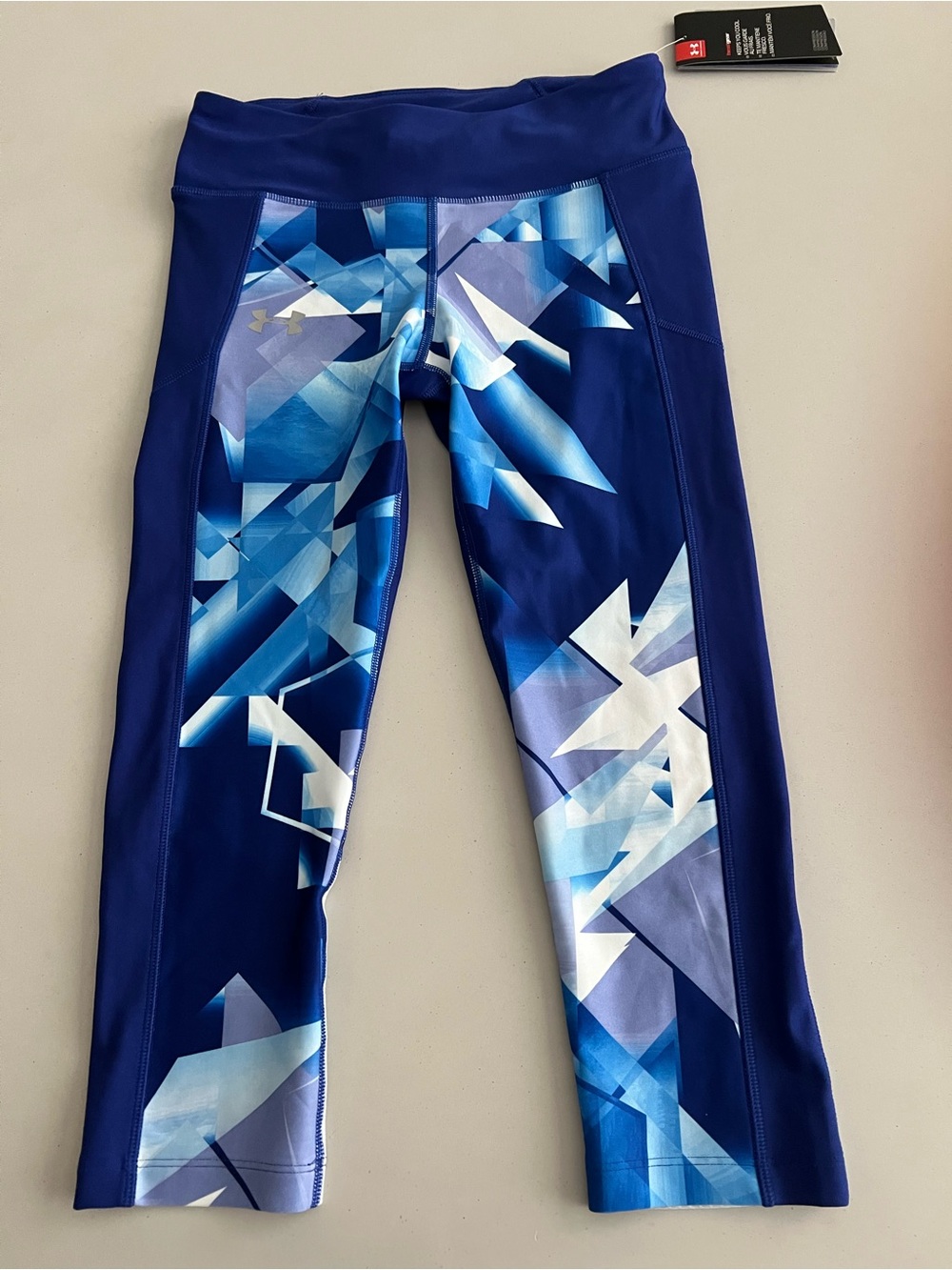 NWT Under Armour heat Gear Workout compression crop Legging Pants size S